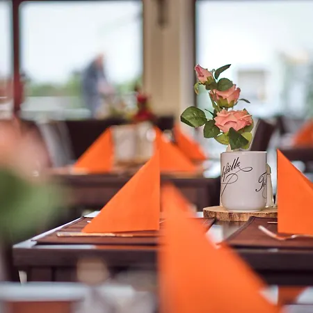 Luna Szálloda Stuttgart