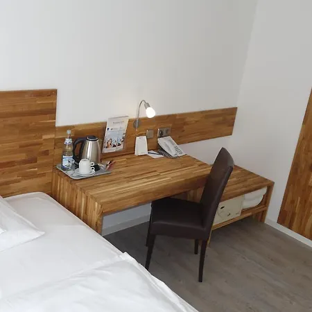 21 Hotel