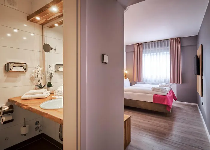 Luna Штутгарт